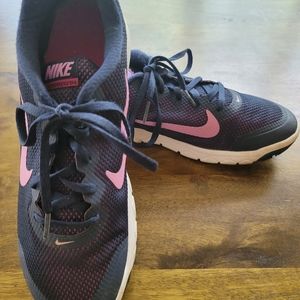 COPY - EUC Nike Flex Experience RN 4